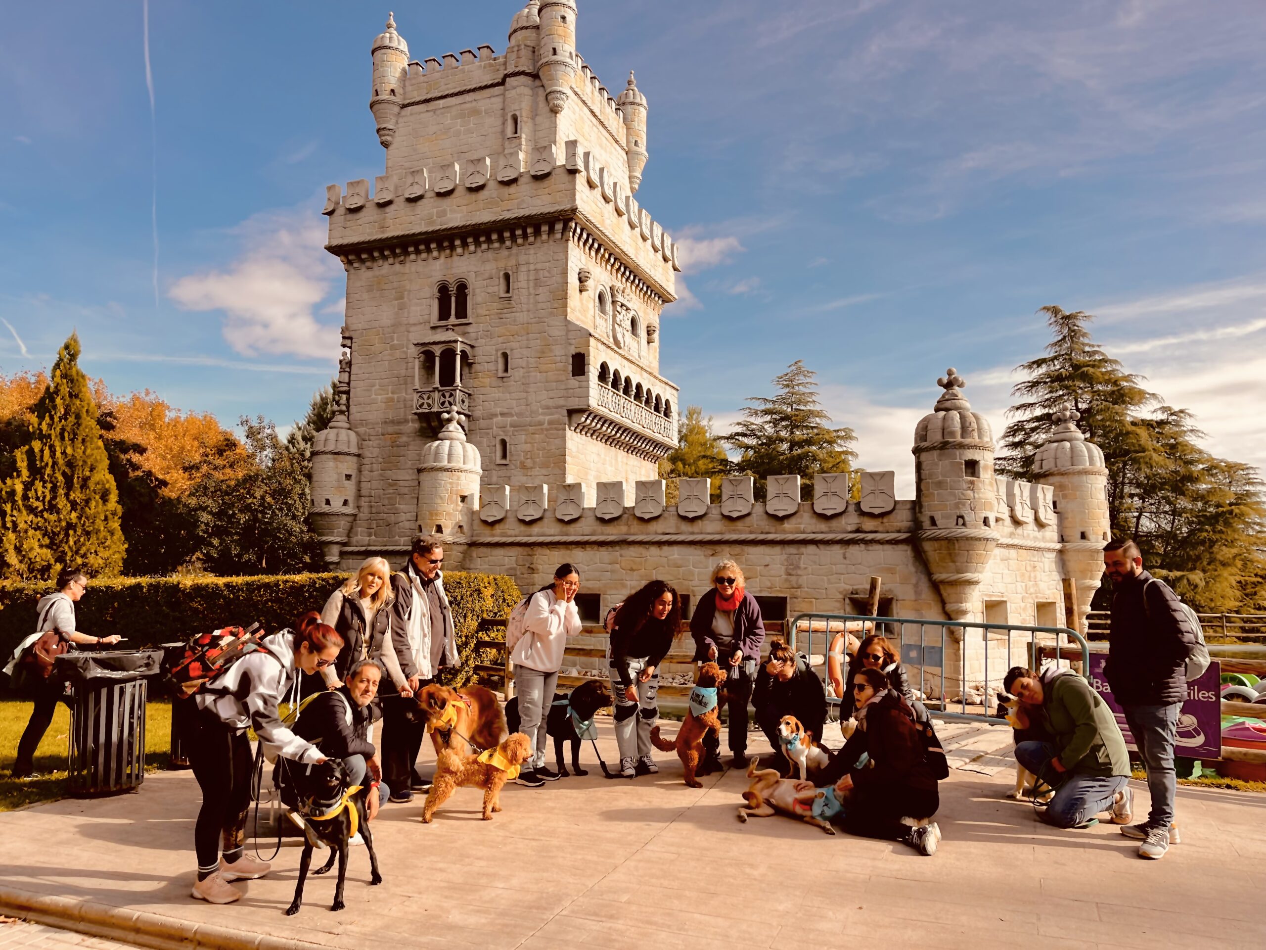 Free Tour con tu perro en Parque Europa — Torrejón de Ardoz — Dog Adventure